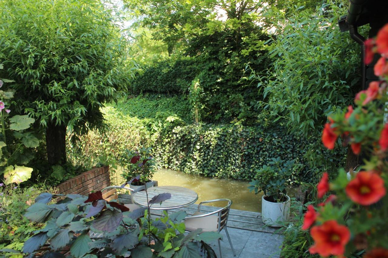 Bed and Breakfast Uniqueludique Middenbeemster Exterior foto
